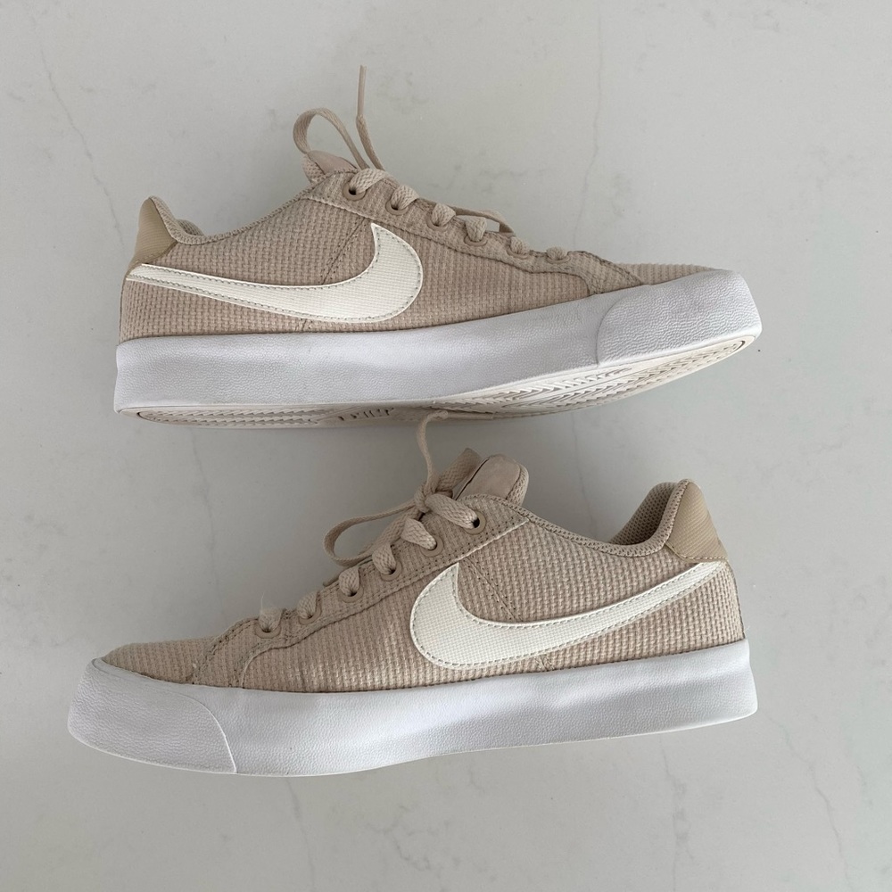 Nike Blazers Sneakers